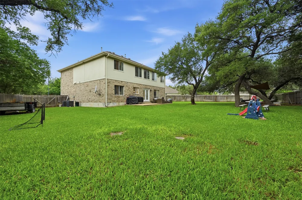 5604 Beachmont Court Austin, TX 78739