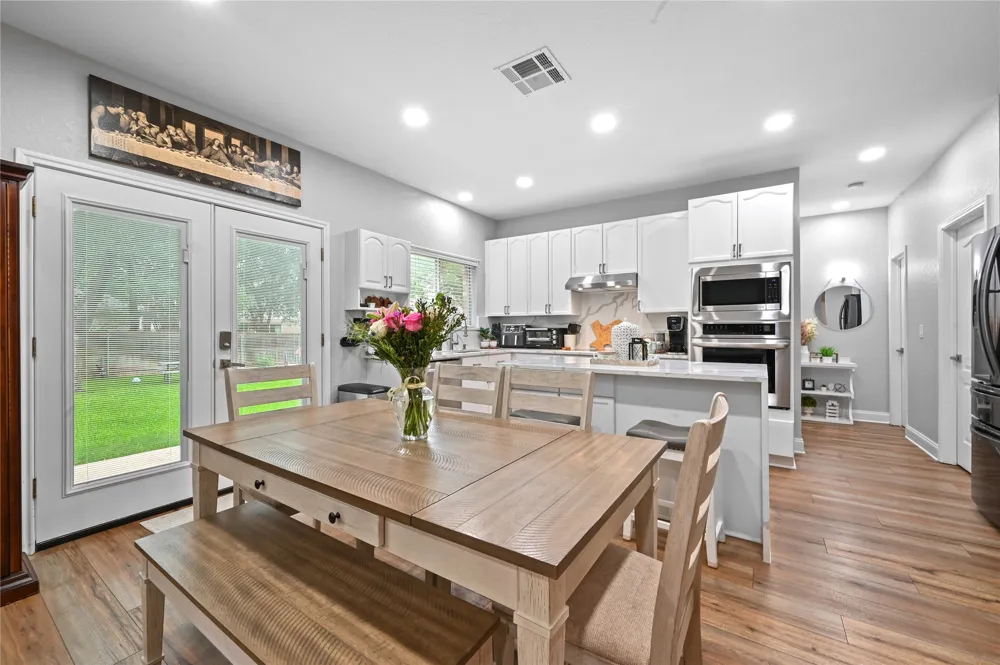 5604 Beachmont Court Austin, TX 78739