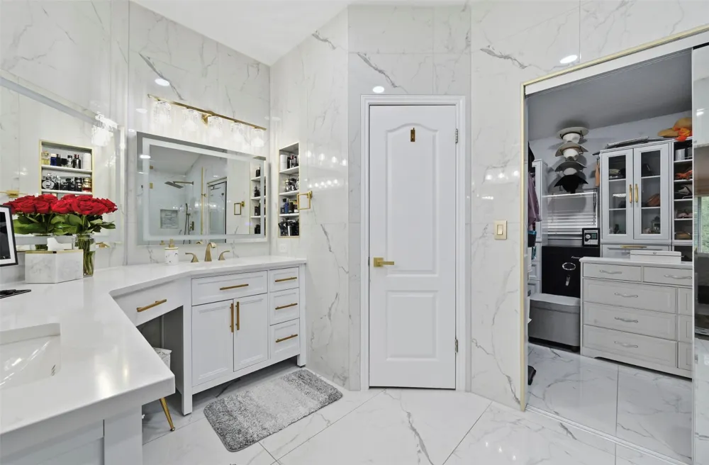 5604 Beachmont Court Austin, TX 78739