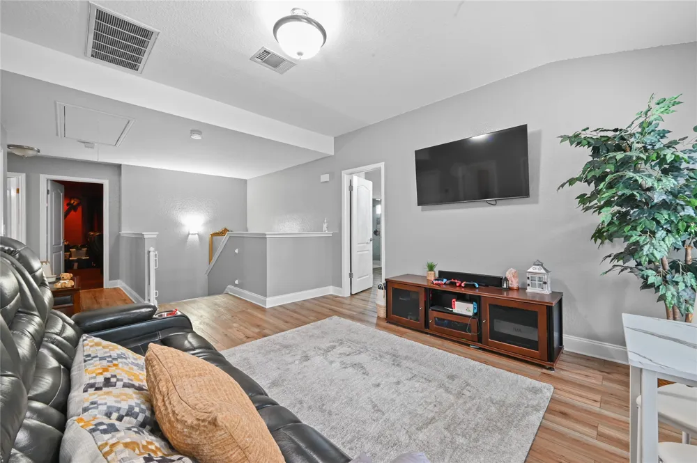 5604 Beachmont Court Austin, TX 78739