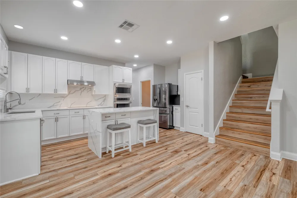 5604 Beachmont Court Austin, TX 78739