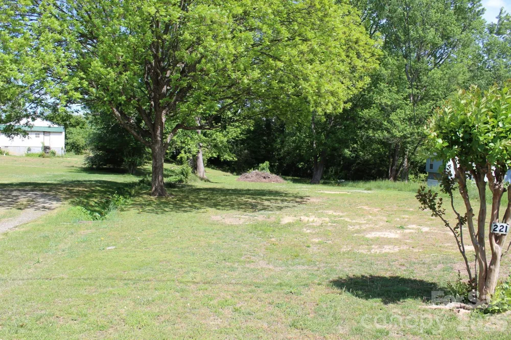 221 37th Street SW Hickory, NC 28602