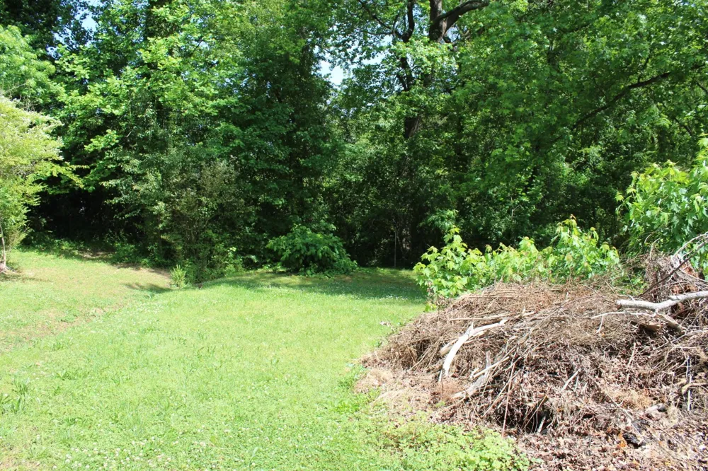 221 37th Street SW Hickory, NC 28602