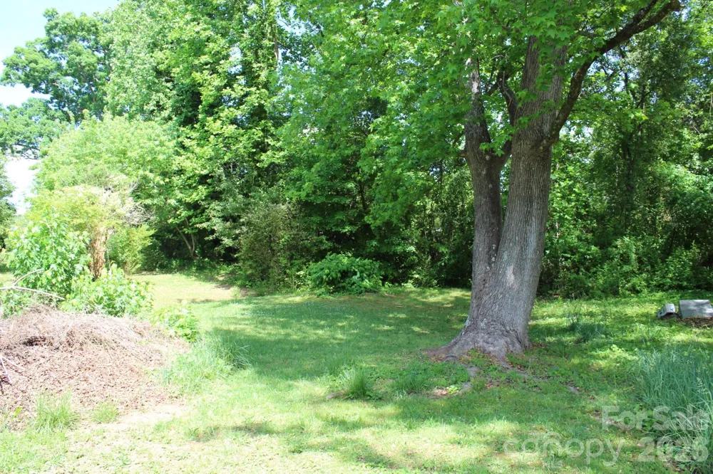 221 37th Street SW Hickory, NC 28602