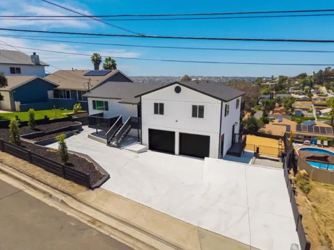1114 Coronado Avenue