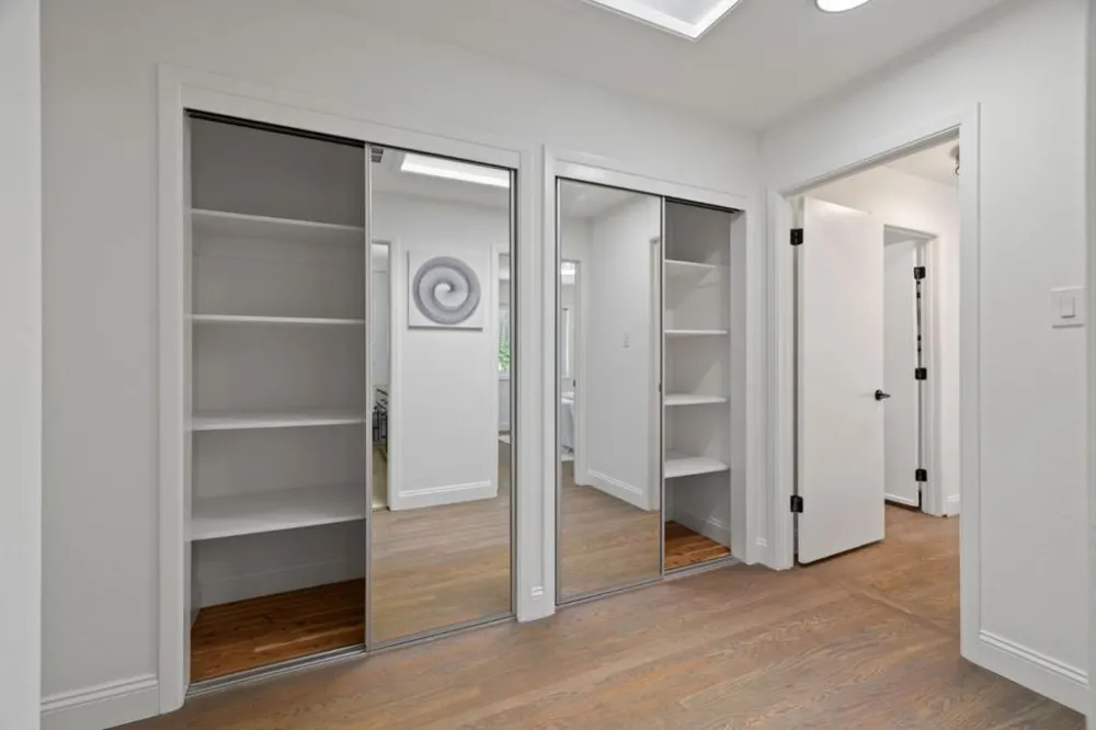 1857 Hunt Drive Burlingame, CA 94010