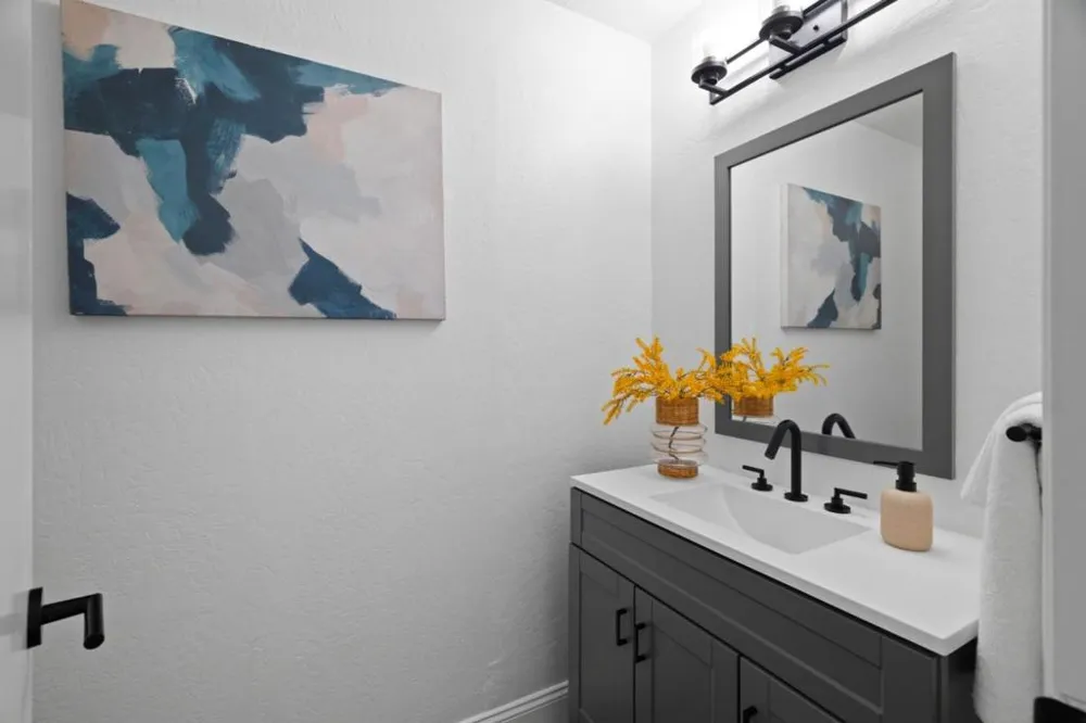 1857 Hunt Drive Burlingame, CA 94010