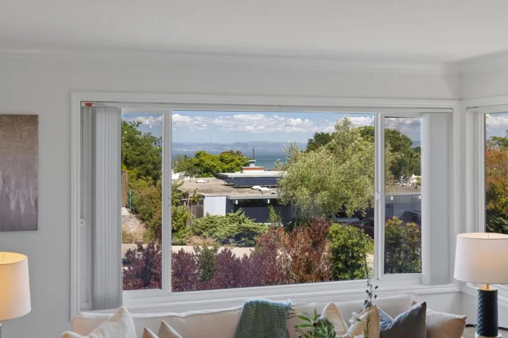 1857 Hunt Drive Burlingame, CA 94010