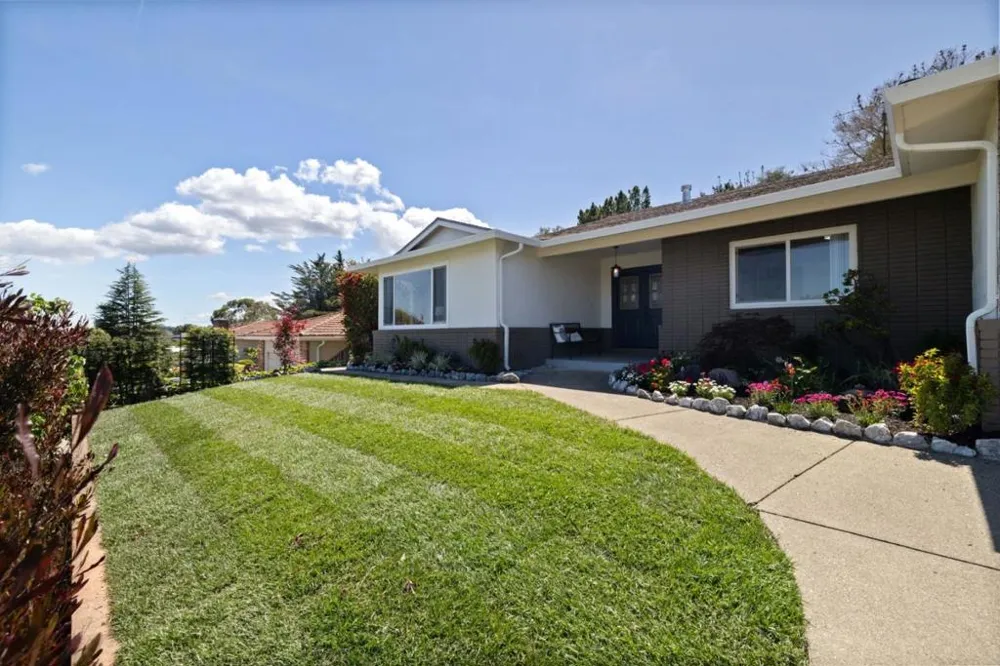 1857 Hunt Drive Burlingame, CA 94010