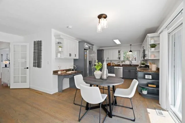 1857 Hunt Drive Burlingame, CA 94010