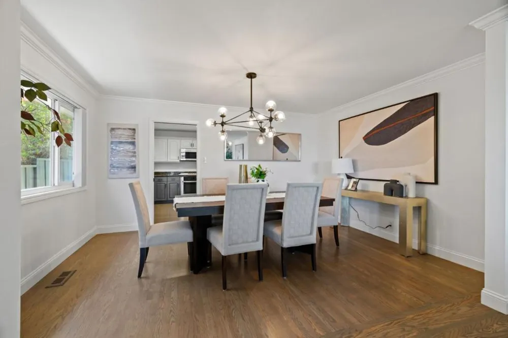 1857 Hunt Drive Burlingame, CA 94010