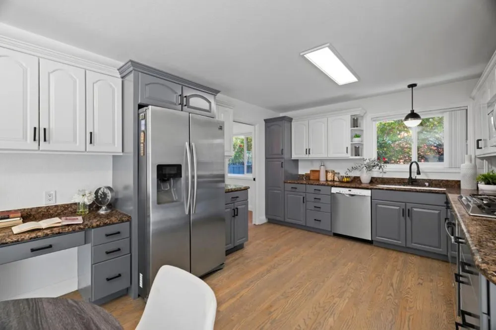 1857 Hunt Drive Burlingame, CA 94010