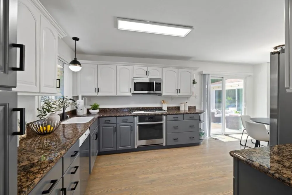 1857 Hunt Drive Burlingame, CA 94010