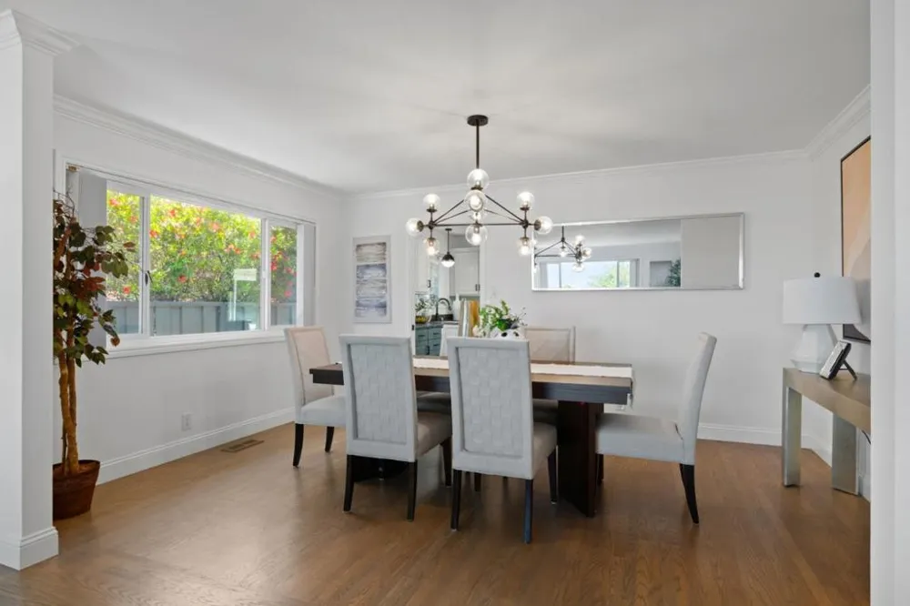 1857 Hunt Drive Burlingame, CA 94010