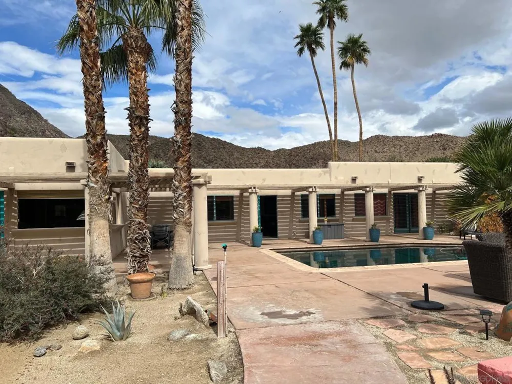 119 Montezuma Rd Borrego Springs, CA 92004