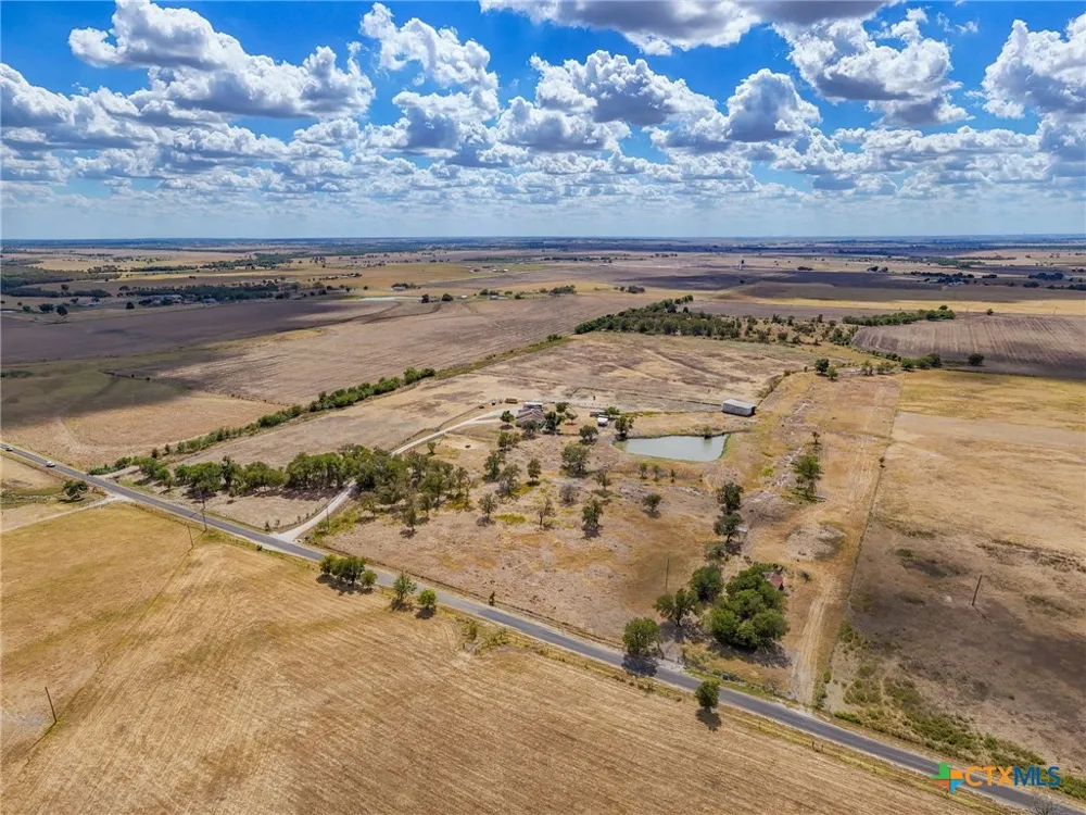 1801 County Road 470 Coupland, TX 78615