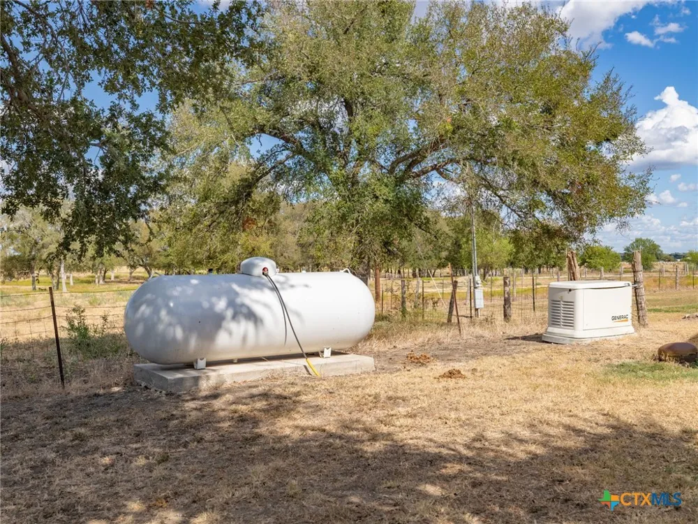 1801 County Road 470 Coupland, TX 78615