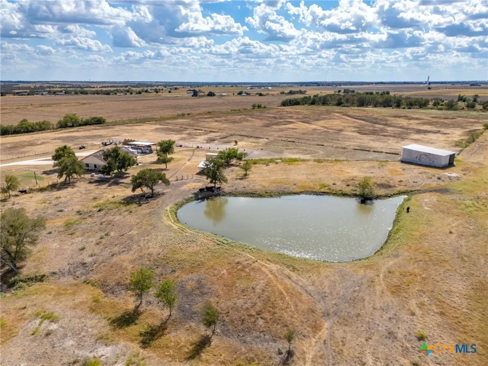 1801 County Road 470 Coupland, TX 78615
