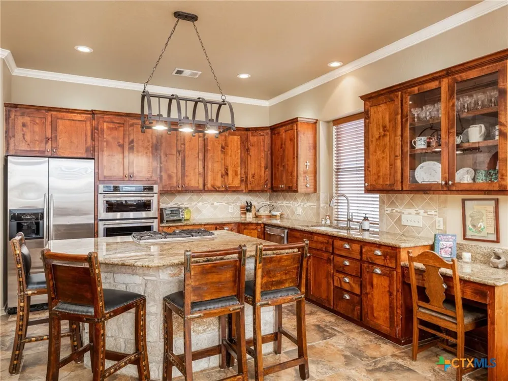 1801 County Road 470 Coupland, TX 78615