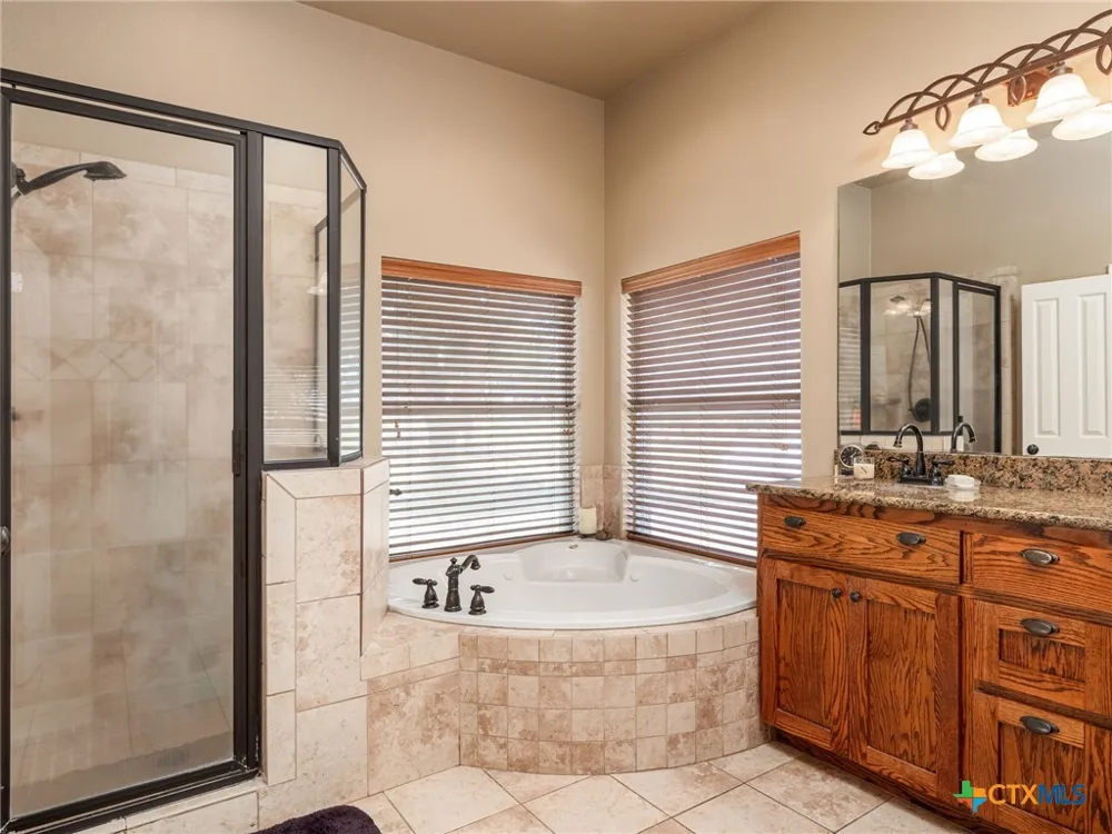 1801 County Road 470 Coupland, TX 78615