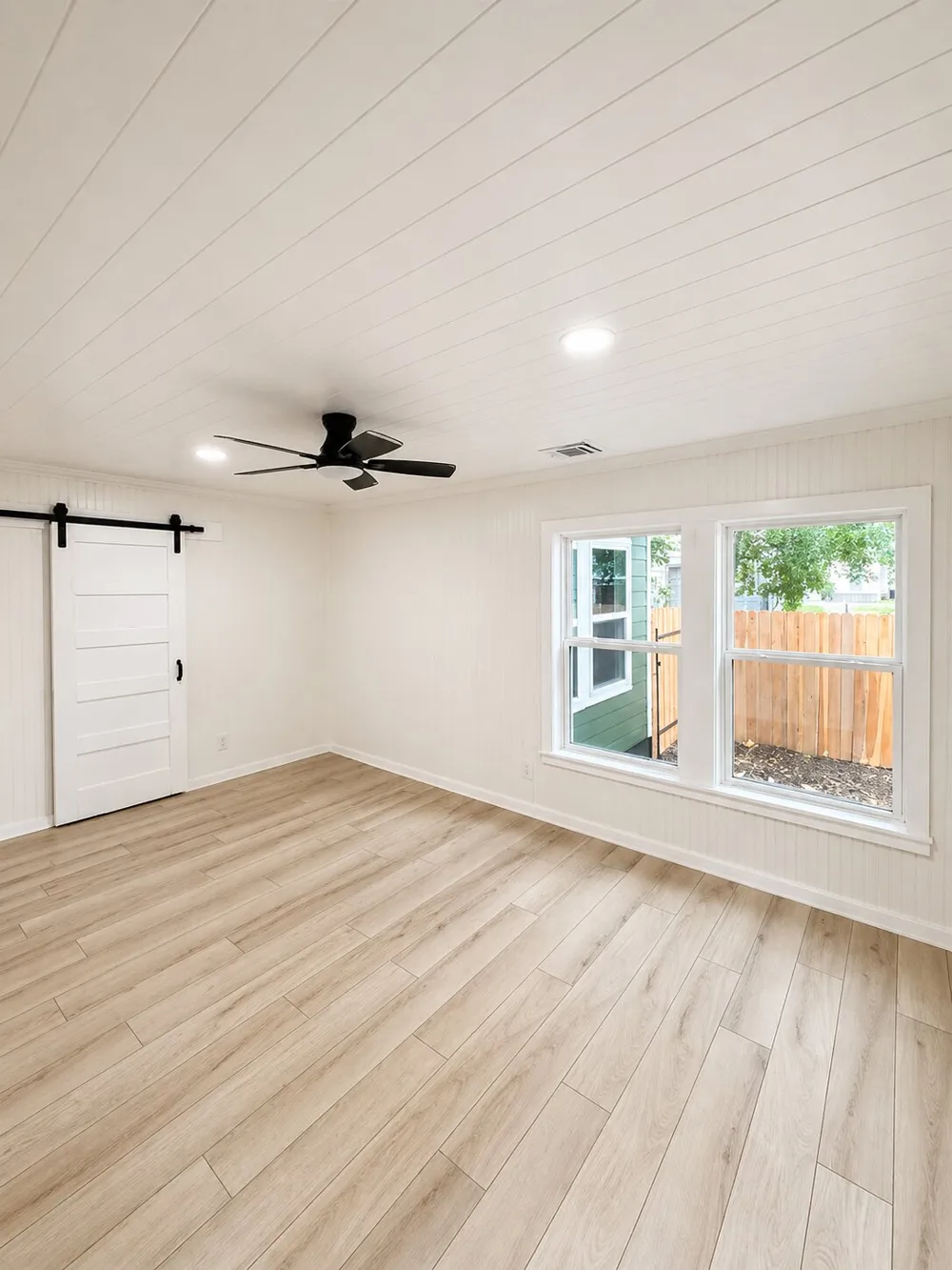 223 NW Front Street Bartlett, TX 76511