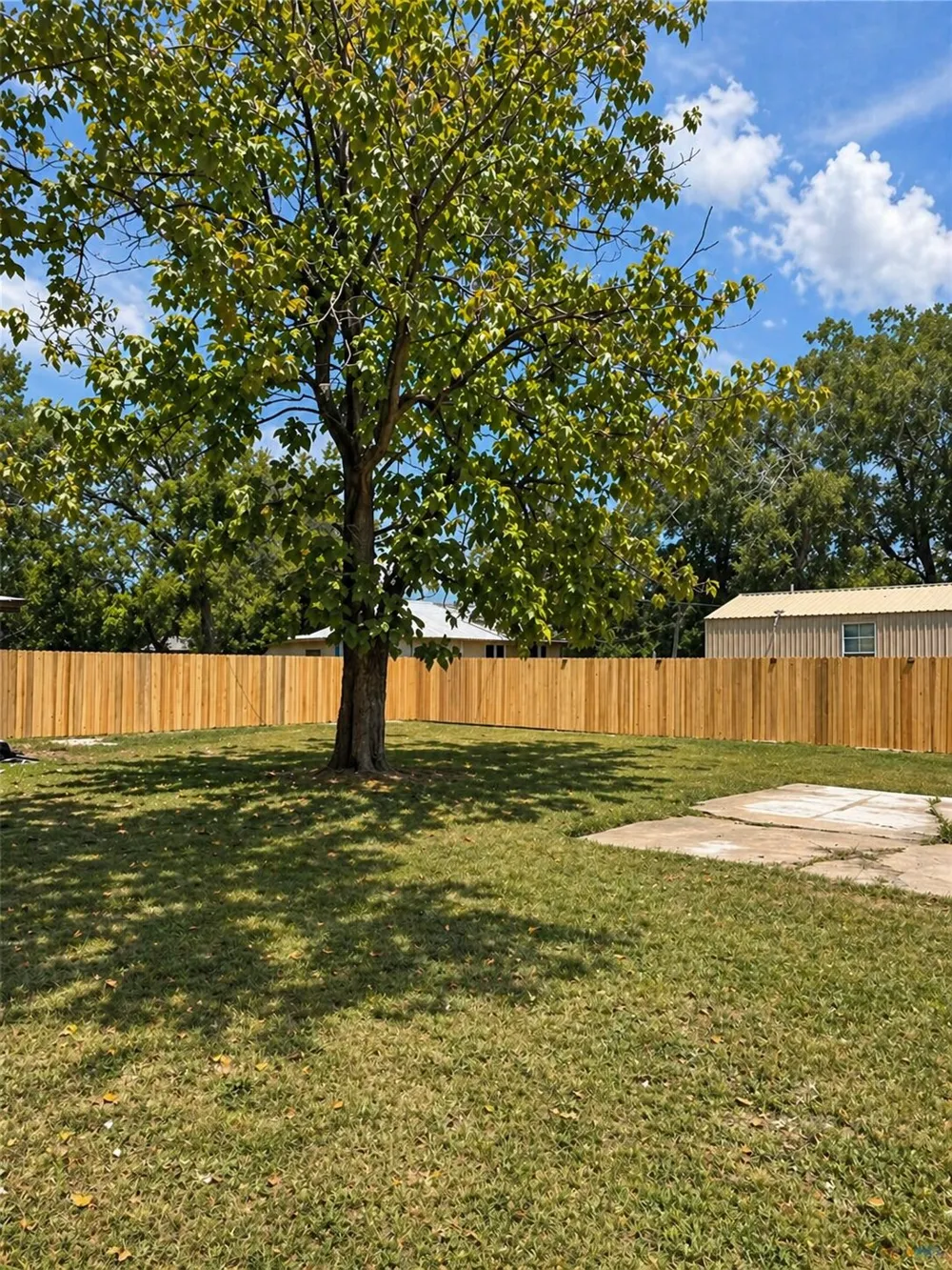 223 NW Front Street Bartlett, TX 76511