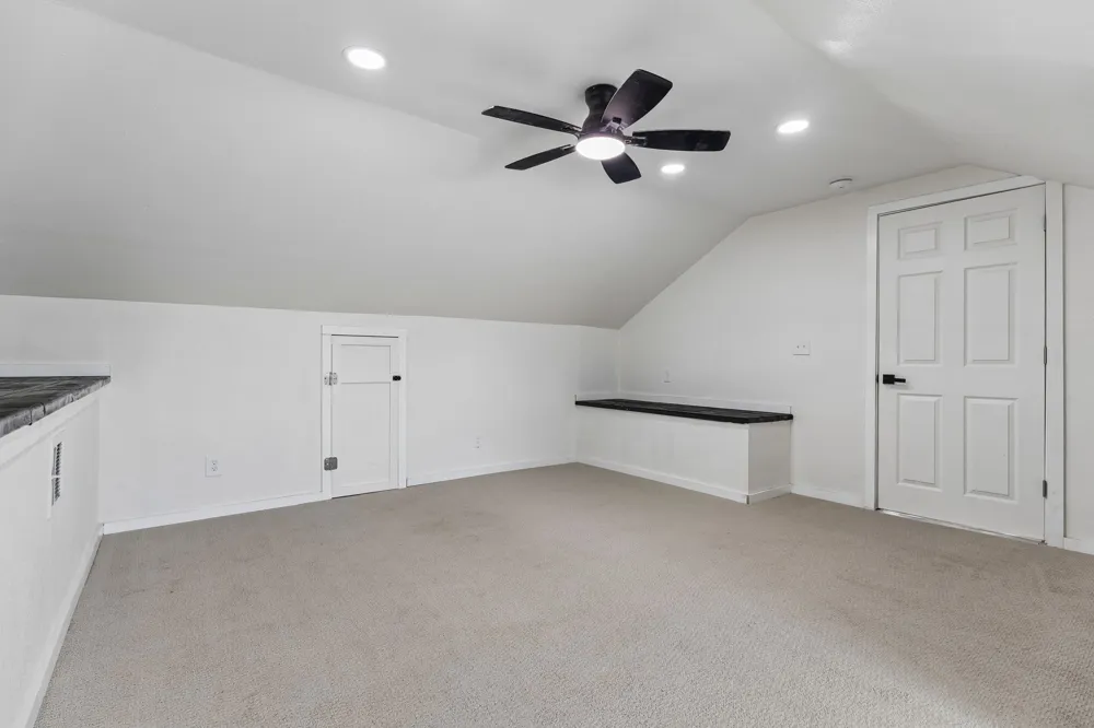 223 NW Front Street Bartlett, TX 76511