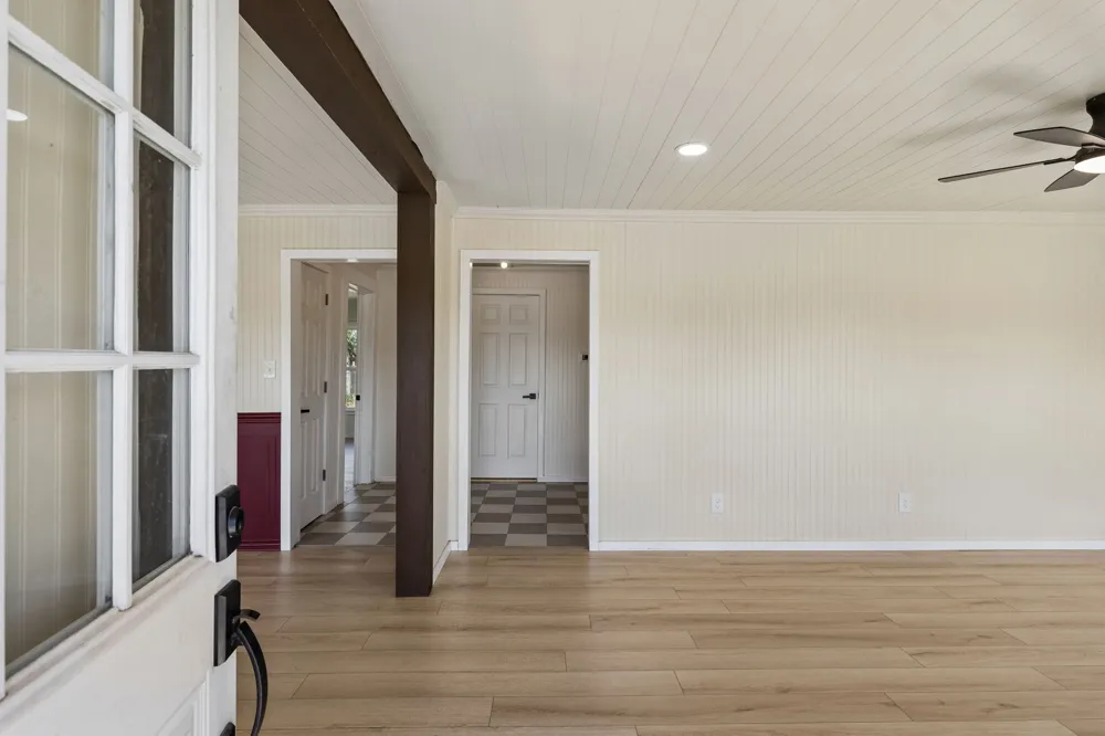 223 NW Front Street Bartlett, TX 76511
