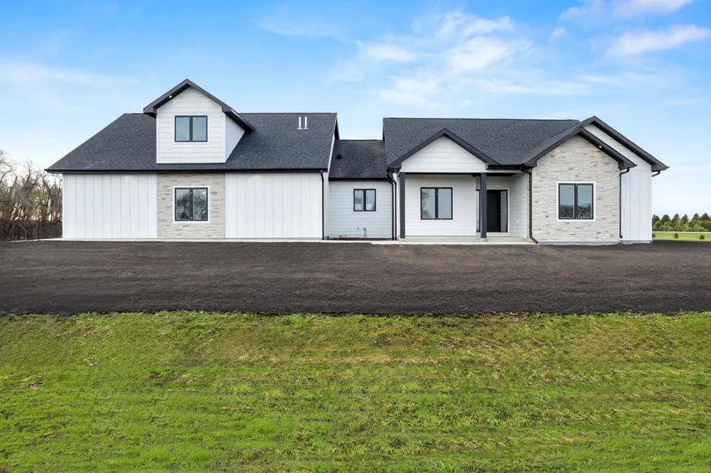 638 Norman Drive Kindred, ND 58051