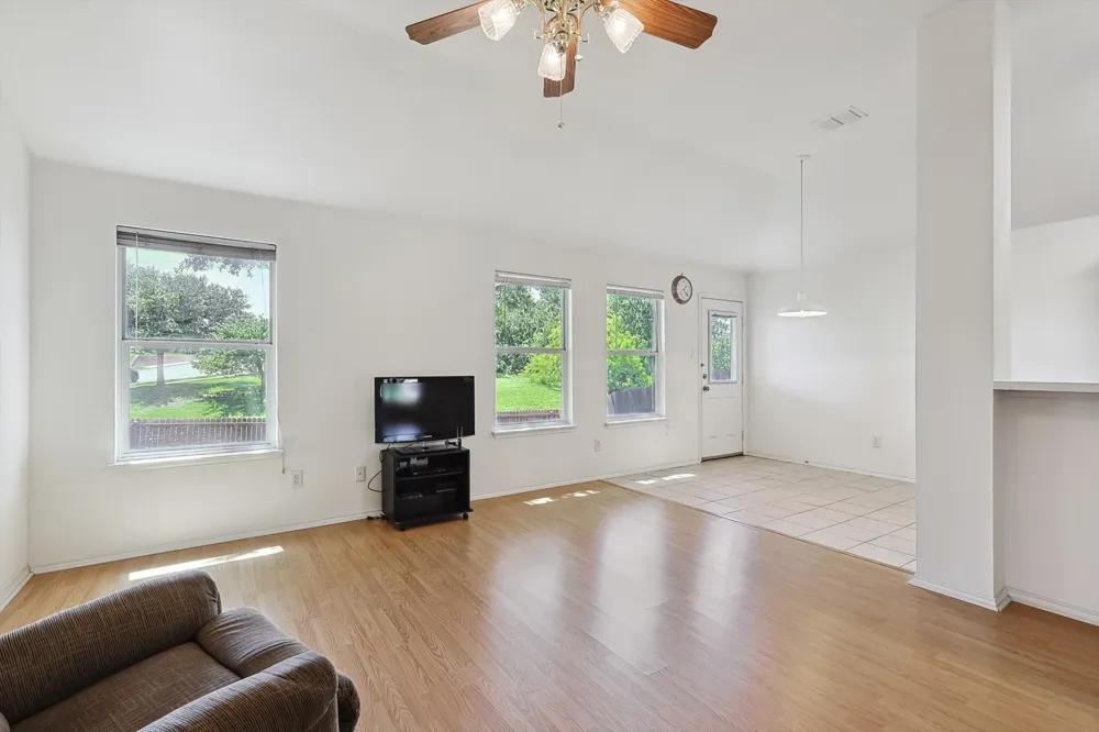 5424 Elk Ridge Drive Watauga, TX 76137