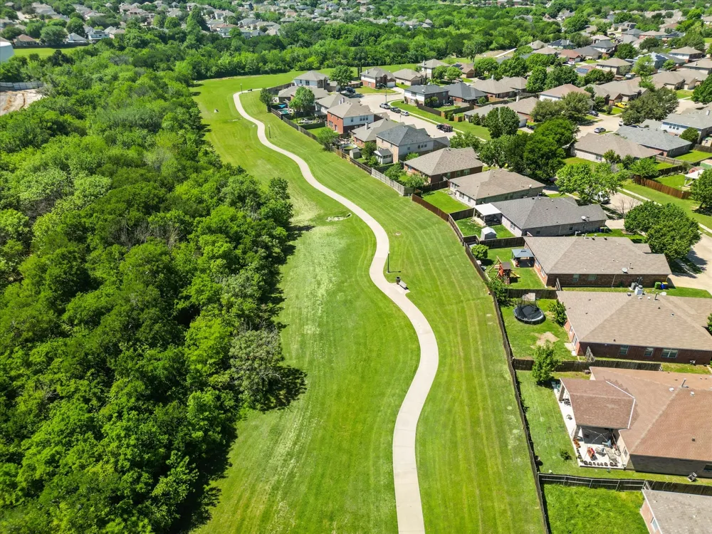 5424 Elk Ridge Drive Watauga, TX 76137