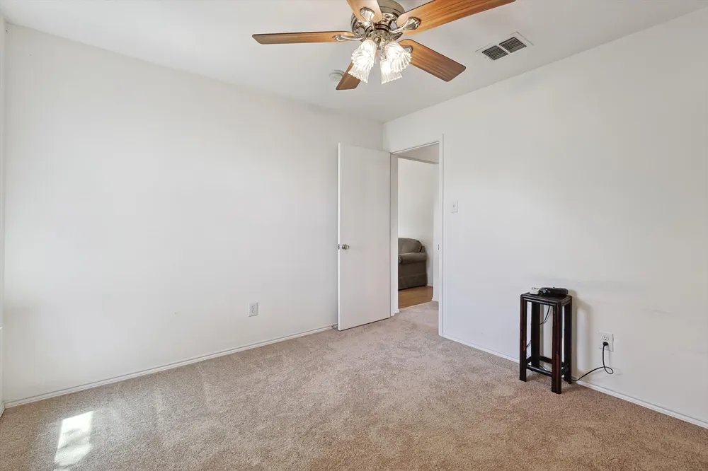 5424 Elk Ridge Drive Watauga, TX 76137