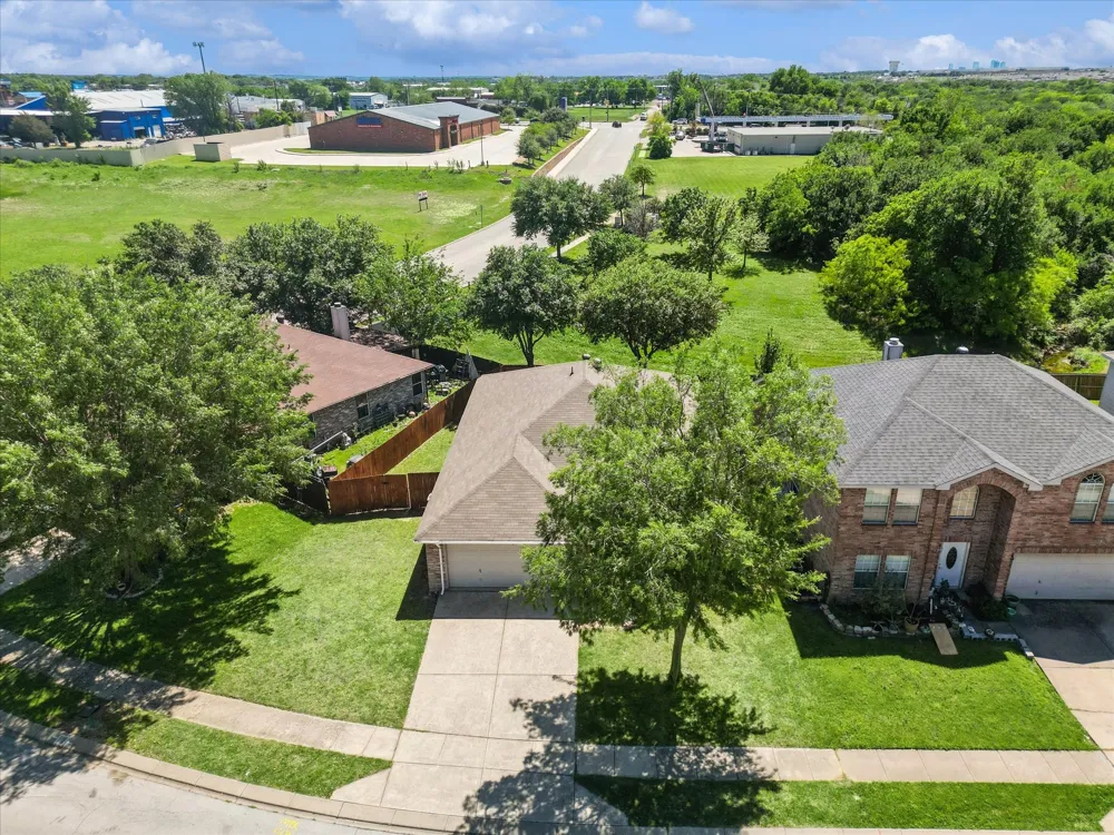 5424 Elk Ridge Drive Watauga, TX 76137