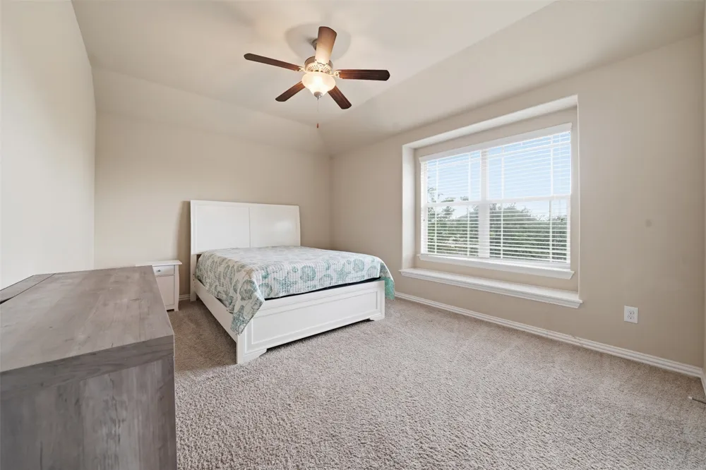 1927 Autumn Run Lane Round Rock, TX 78665