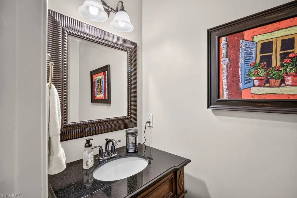 2700 Red Gate Court Jamestown, NC 27282