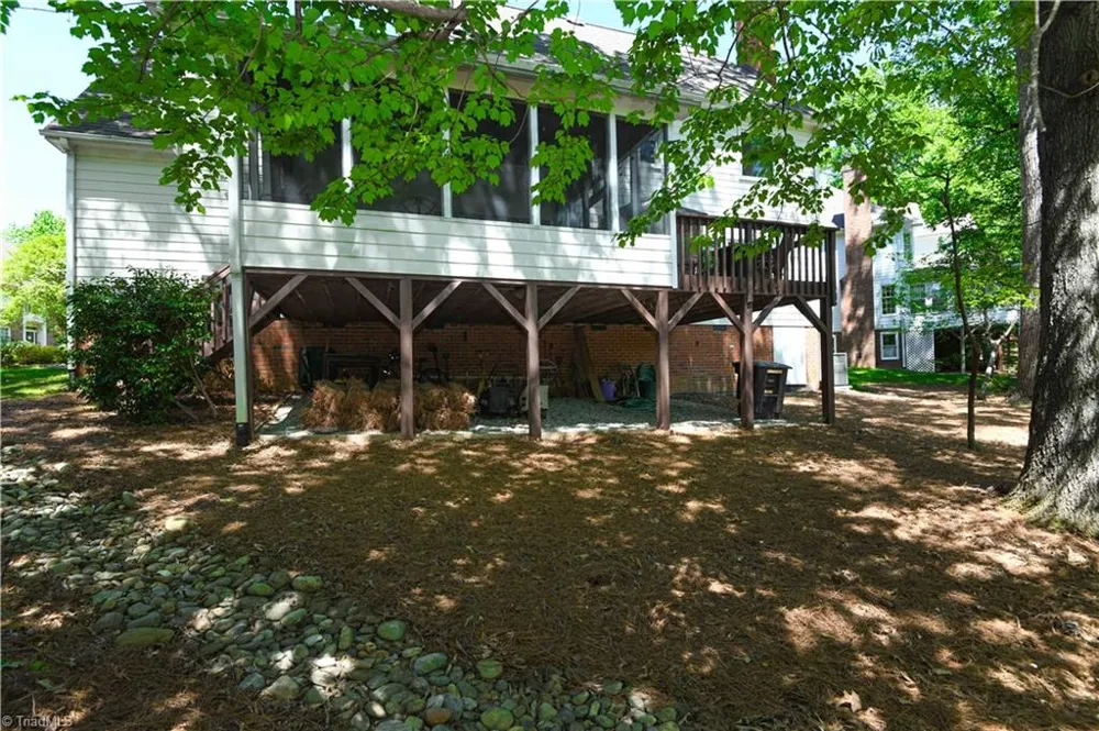 2700 Red Gate Court Jamestown, NC 27282