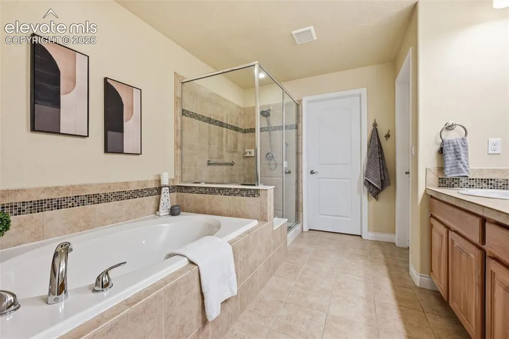 4417 Echo Court Larkspur, CO 80118
