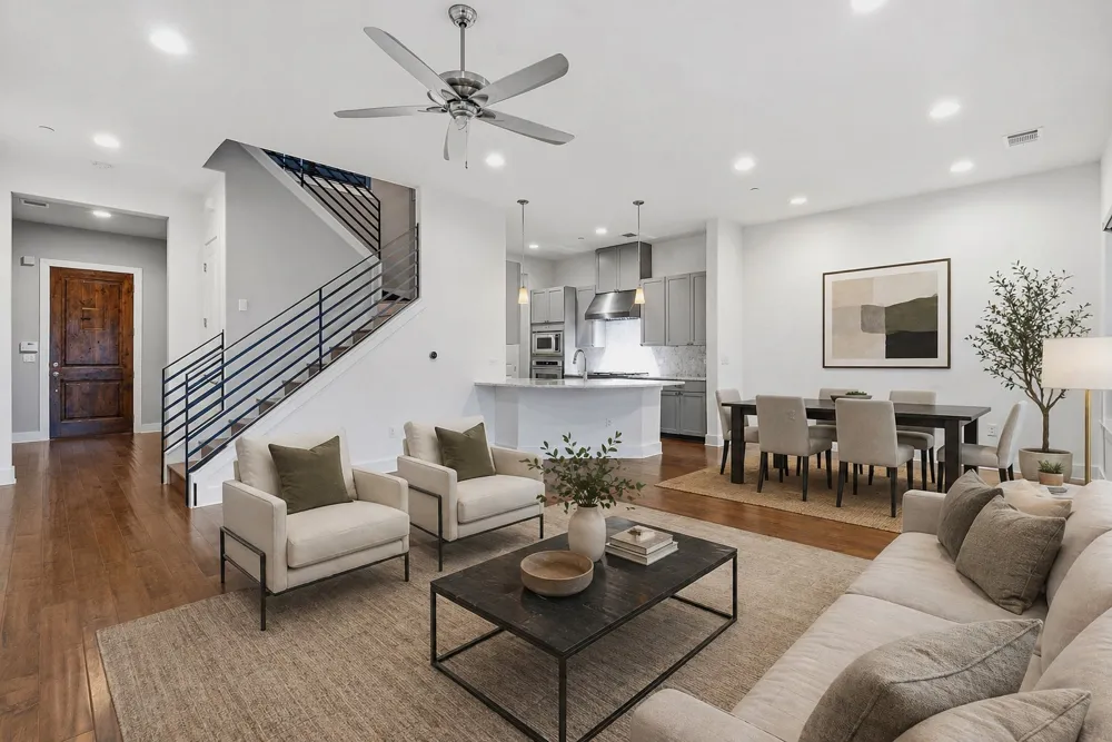 8200 Southwest Parkway #302