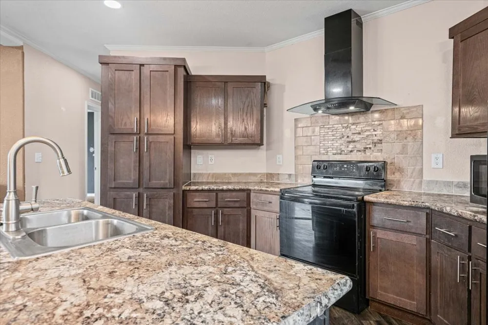 126 Cherokee Circle Smithville, TX 78957