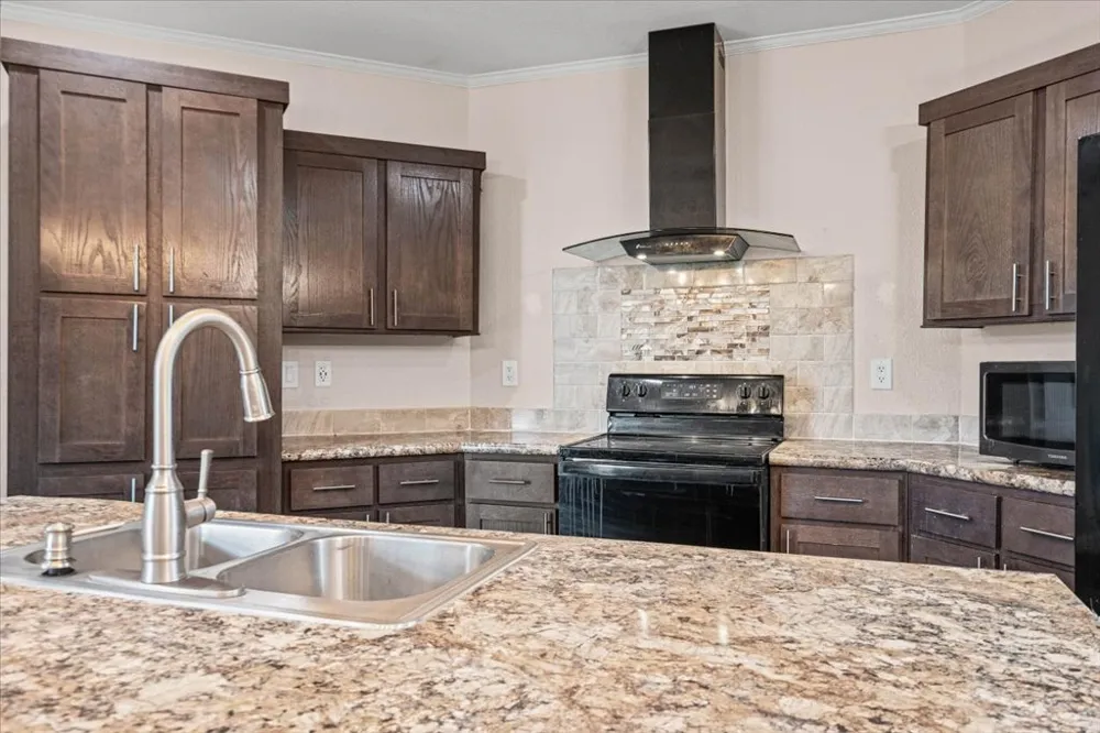 126 Cherokee Circle Smithville, TX 78957