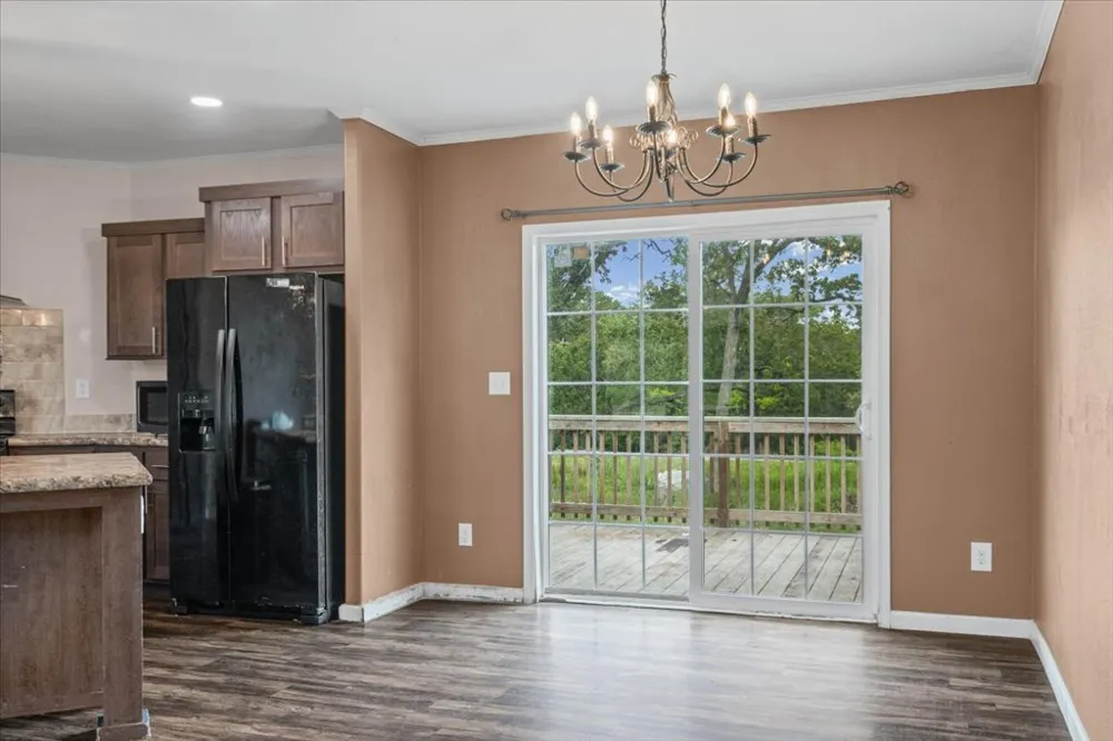 126 Cherokee Circle Smithville, TX 78957