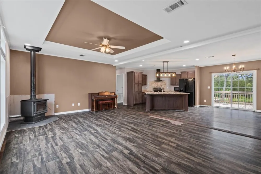 126 Cherokee Circle Smithville, TX 78957