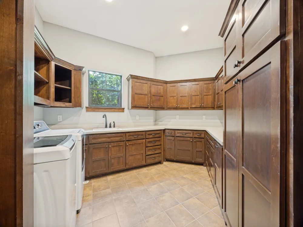 111 Dove Canyon Drive Gordonville, TX 76245
