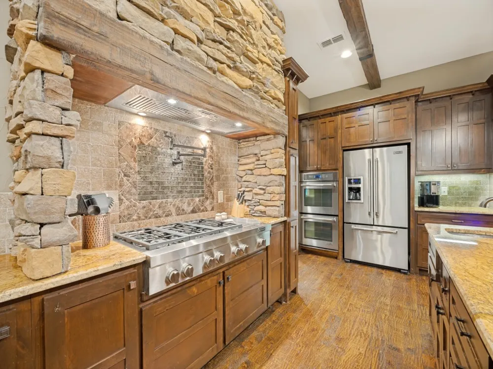 111 Dove Canyon Drive Gordonville, TX 76245