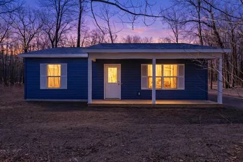 8992 Mackinaw Trail Drive
