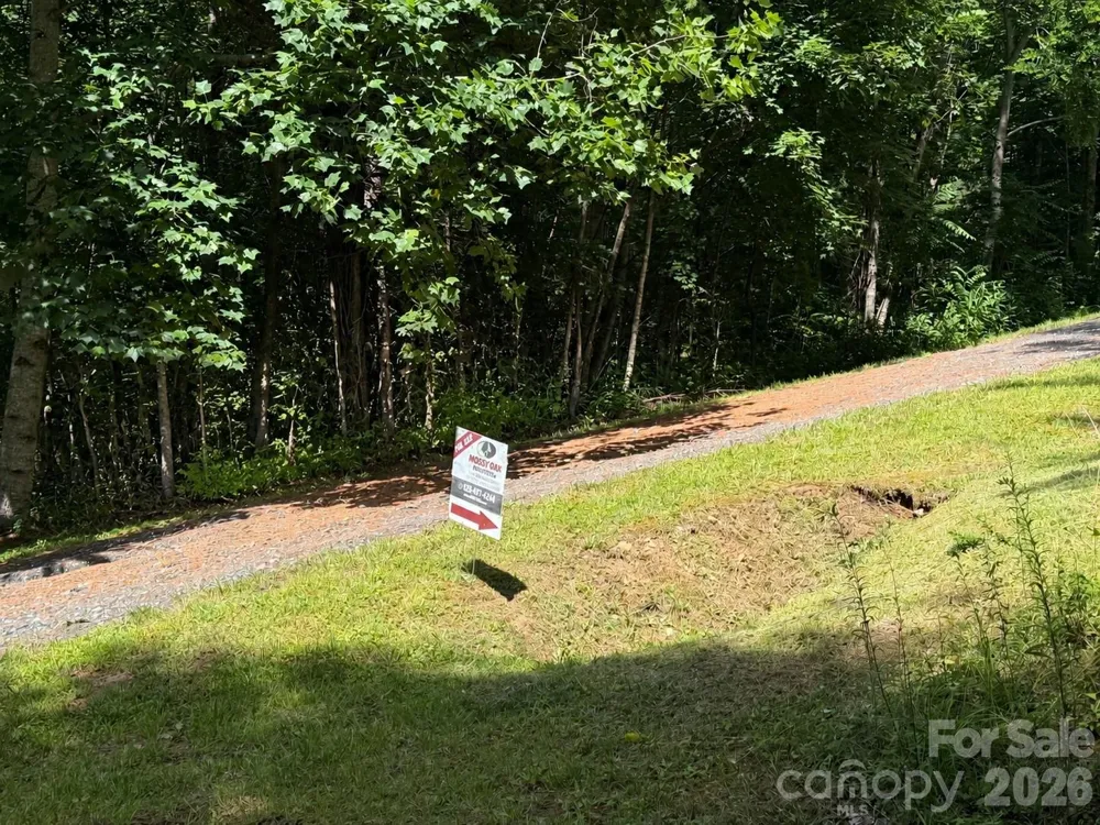 00000 Apple Farm Road Bakersville, NC 28705