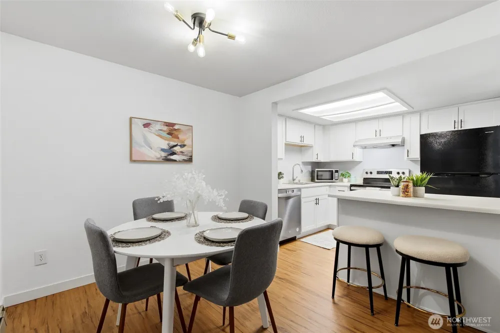 4106 Factoria Boulevard SE #205 Bellevue, WA 98006