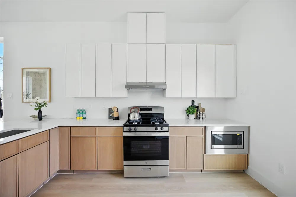 312 Lancaster Avenue #104 Dallas, TX 75203