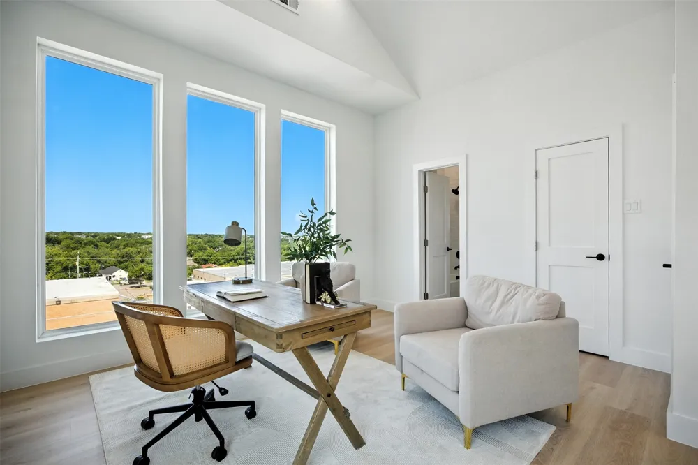 312 Lancaster Avenue #104 Dallas, TX 75203