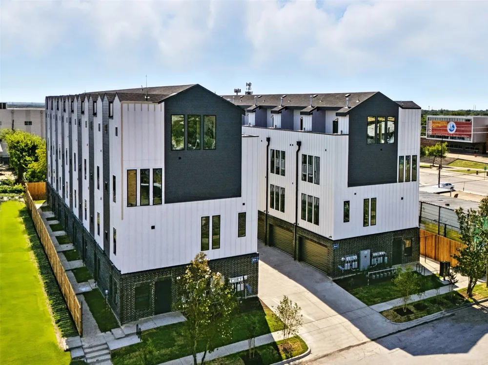 312 Lancaster Avenue #104 Dallas, TX 75203